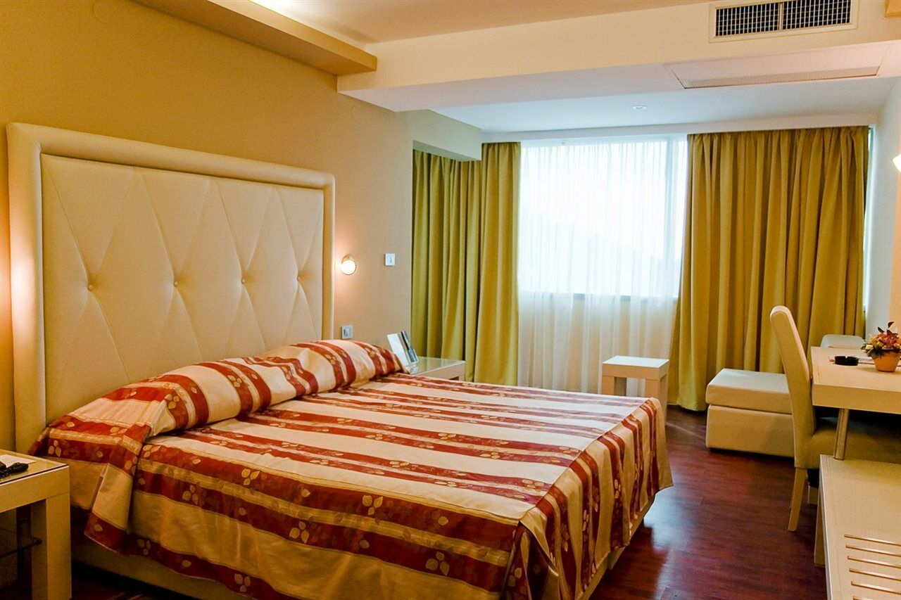 Grand Park Hotell